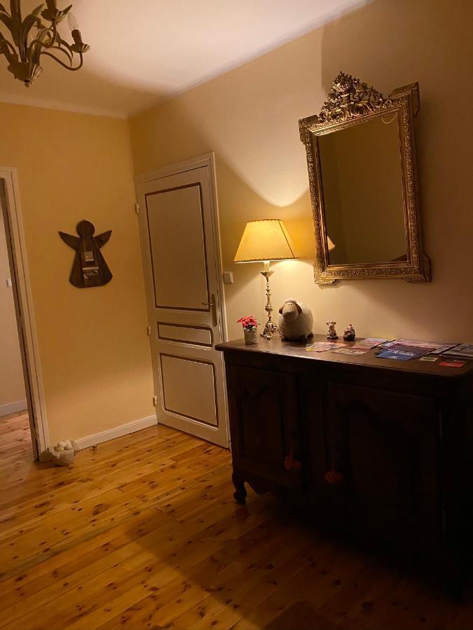 Chez Helene 3 Etoiles, Labellise Disabled Pmr,Pour 4 Personnes Chiens Bienvenus-Pet Friendly Leilighet Bourg-Madame Eksteriør bilde