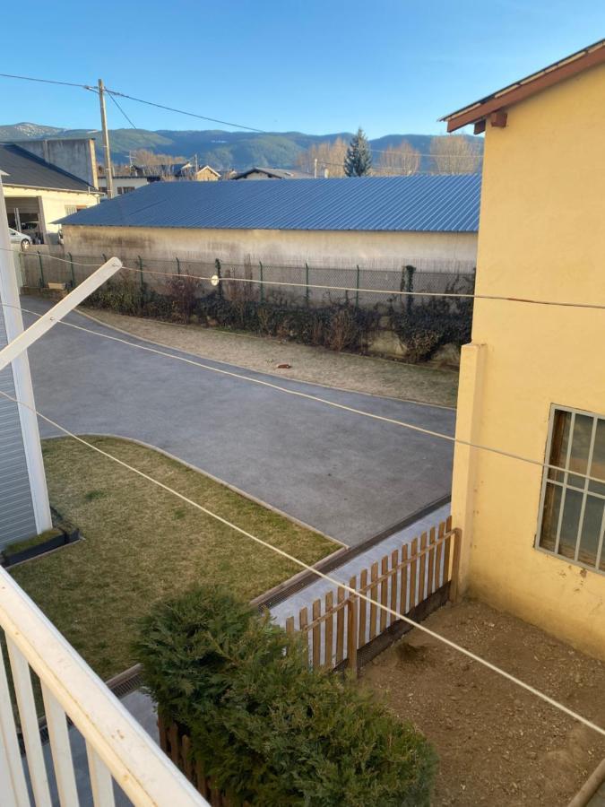 Chez Helene 3 Etoiles, Labellise Disabled Pmr,Pour 4 Personnes Chiens Bienvenus-Pet Friendly Leilighet Bourg-Madame Eksteriør bilde